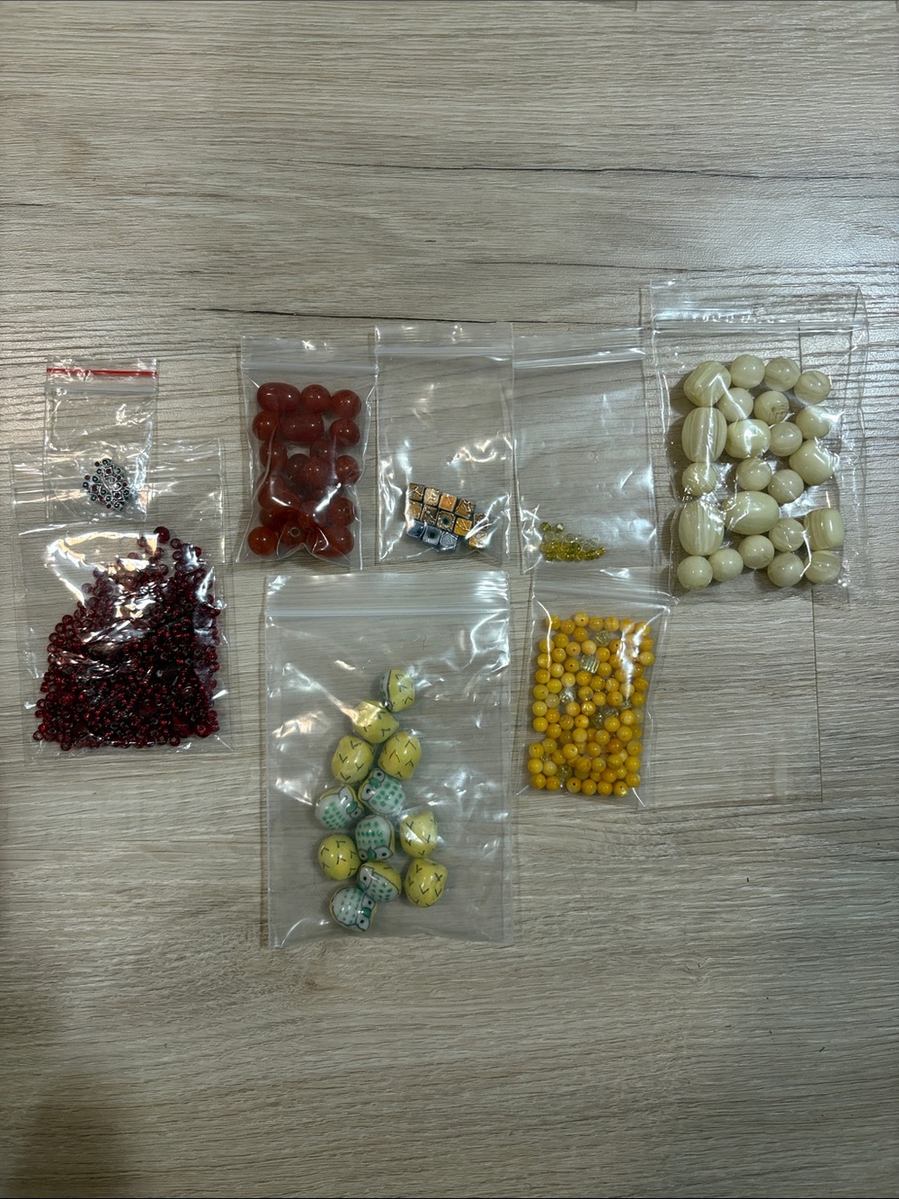 BEADS || random assortment of beads for jewelry making - Picture 9 of 12